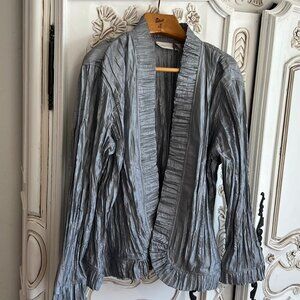 Ruffle hem Chico's size 4 (XL XXL) Silver metallic silk look jacket